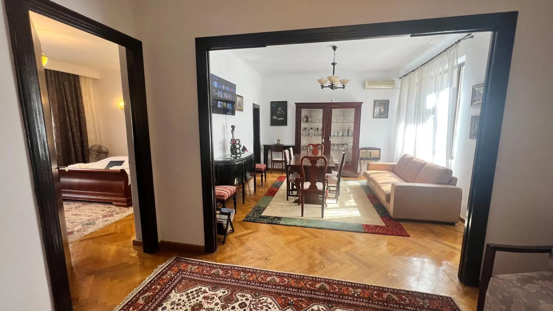 Unique Apartment In The Heart Of The City Bucareste 0*,  Roménia